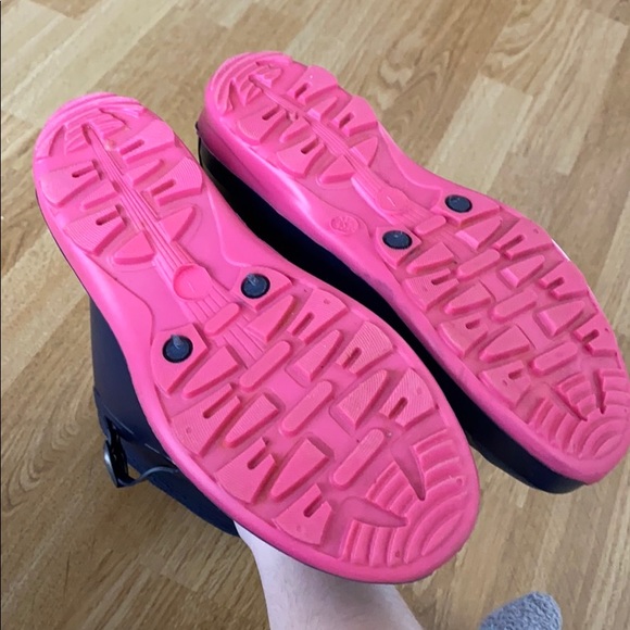 Navy and Pink Rain Boots - Picture 5 of 7